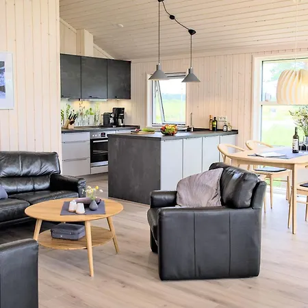 Holiday home Lille Traehus